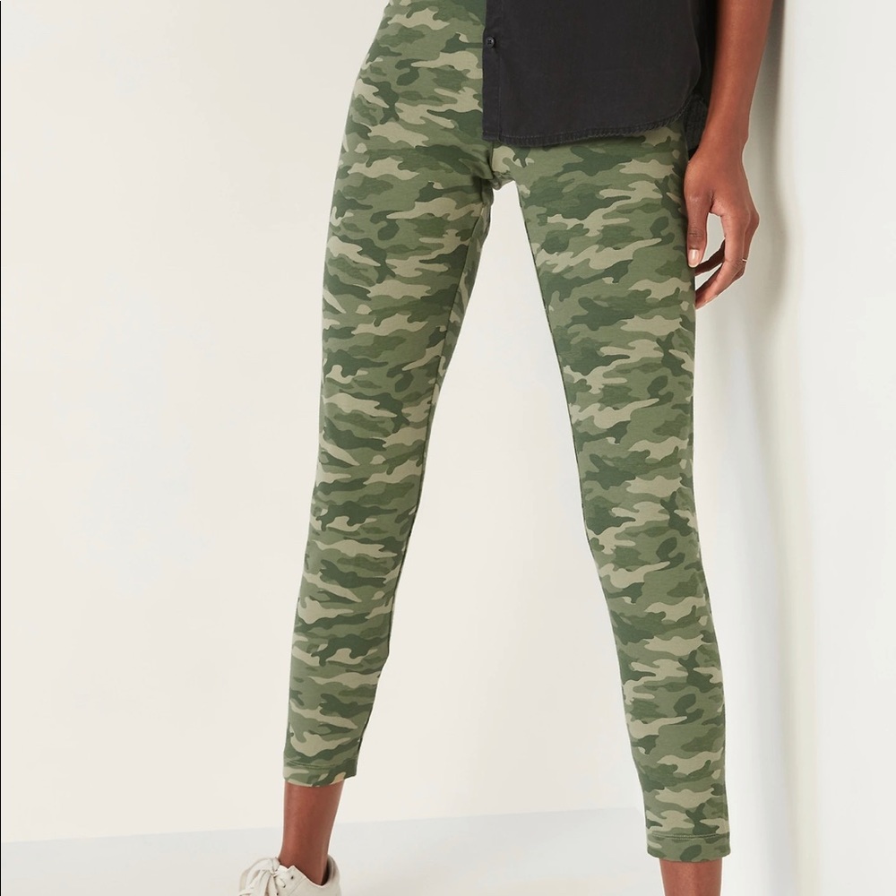 Old Navy High Waister Leggings Size Small New